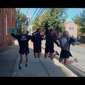 Meet your Posher, Alice